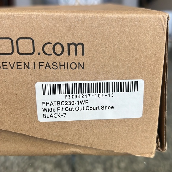 NIB BooHoo Snakeskin Black Wide Fit Cut Out Pump, 7 - Picture 13 of 13